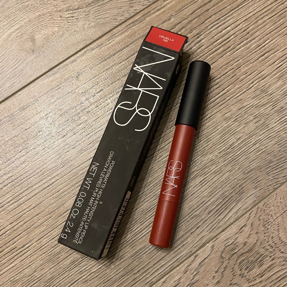 NARS High Intensity Lip Pencil in shade Cruella